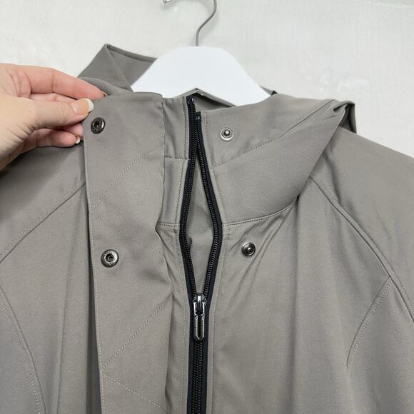 UNDER ARMOUR Misty Copeland Vented Trench Jacket Loose Fit Mink Gray HTF Sz XL - Picture 8 of 16